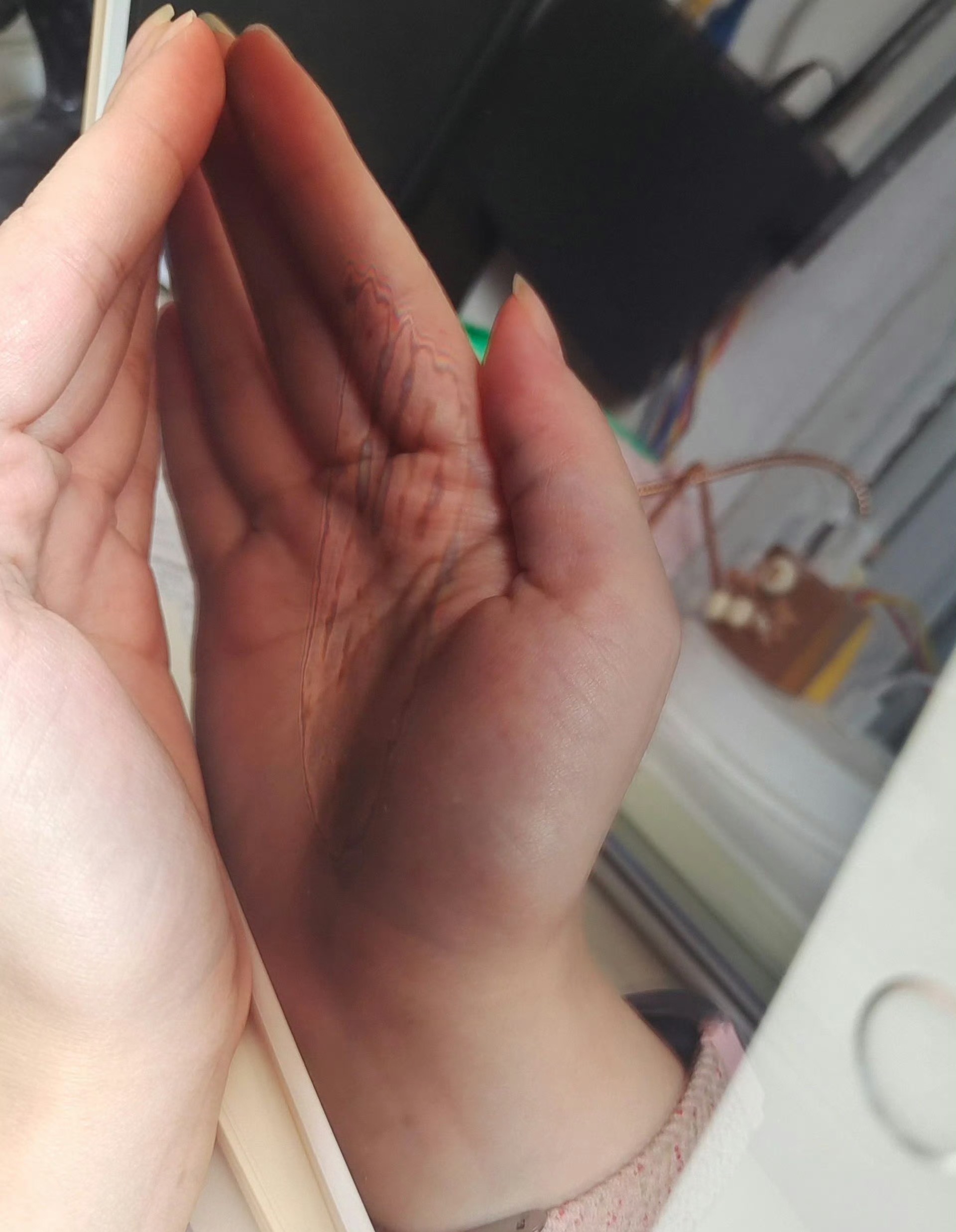 求助，我的平板怎么了​​​
