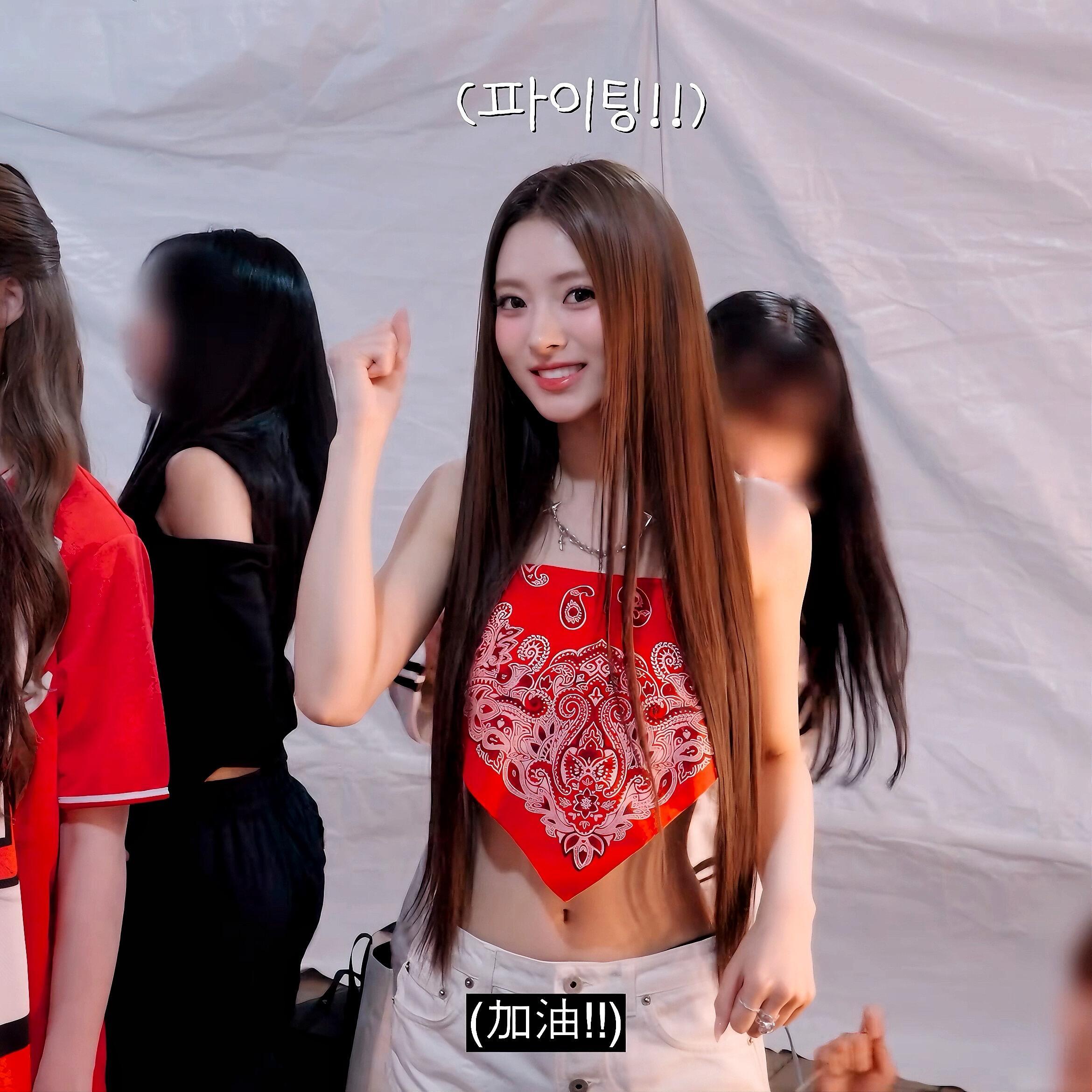 红色抹胸的Anna（美貌鲨人事件❤️‍🔥​​​