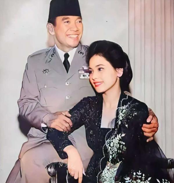 1959年，印尼总统苏加诺秘密访问日本，日本知道他好色，所以特意挑了一个19岁的