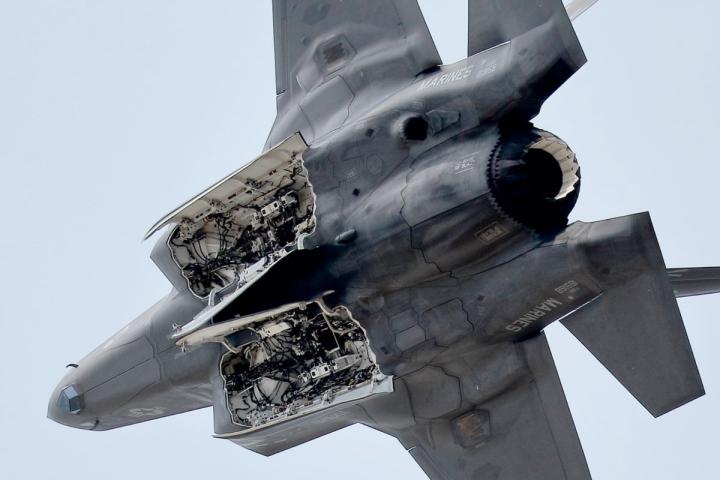 F-35战机有不少改进空间。目前洛克希德马丁公司确认会扩充其弹舱容积，用“Sid