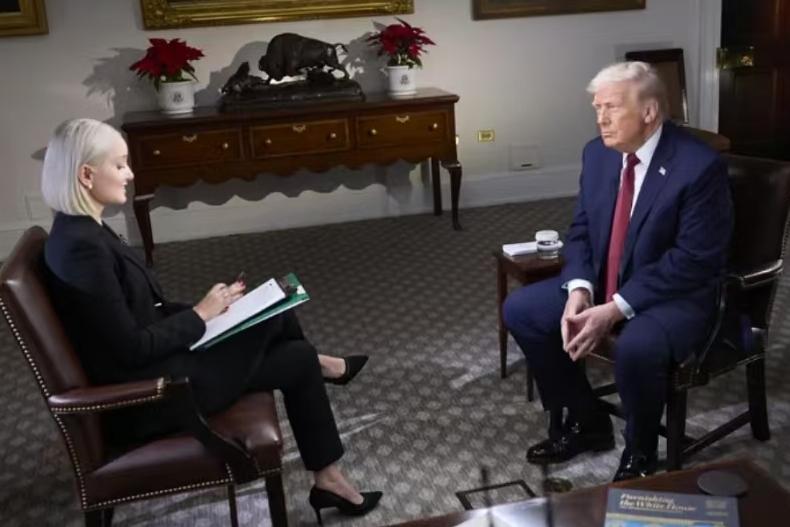 12月12日，英国《泰晤士报》发文:“《一个横垮亚欧大陆、无法预测的权力真空诞生