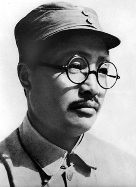 1948年，西北野战军的会议上，贺炳炎、廖汉生等人不满彭德怀的指责，当场与其顶嘴