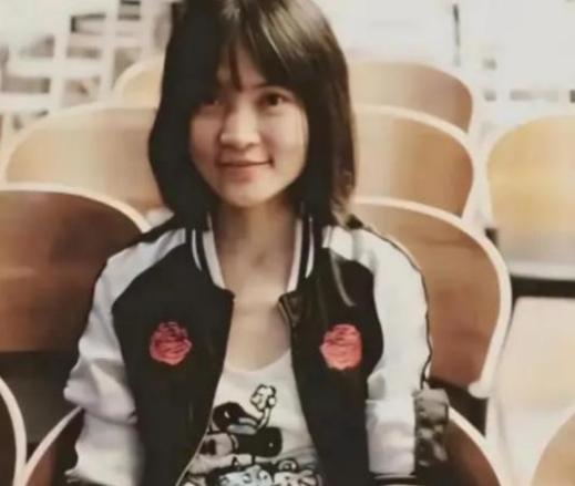 罪有应得！2023年，曾公开威胁“用核武打中国”的武汉大学985女硕士王懿，最终