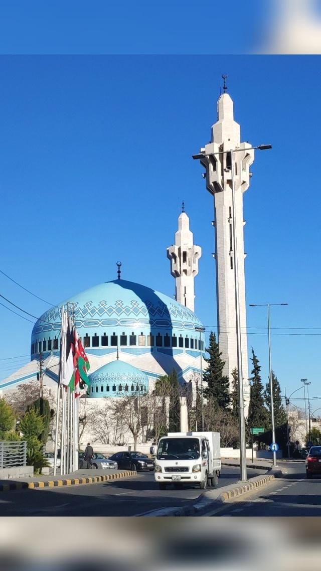 以色列就是犹太人，第二次世界大战的时候，差一点就被德国希特勒灭族，四处逃难的犹太