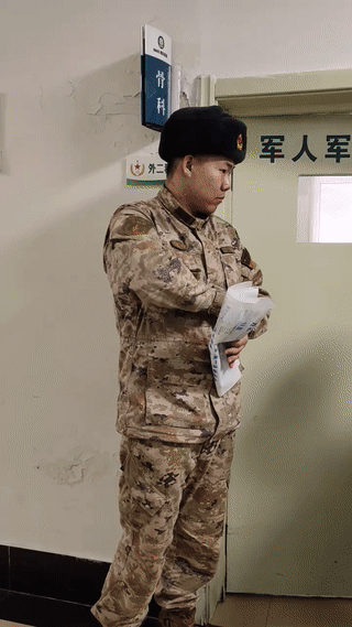 在军队医院看病，骨科永远都是人最多的？这也难怪，毕竟在平时的训练当中，难免会让