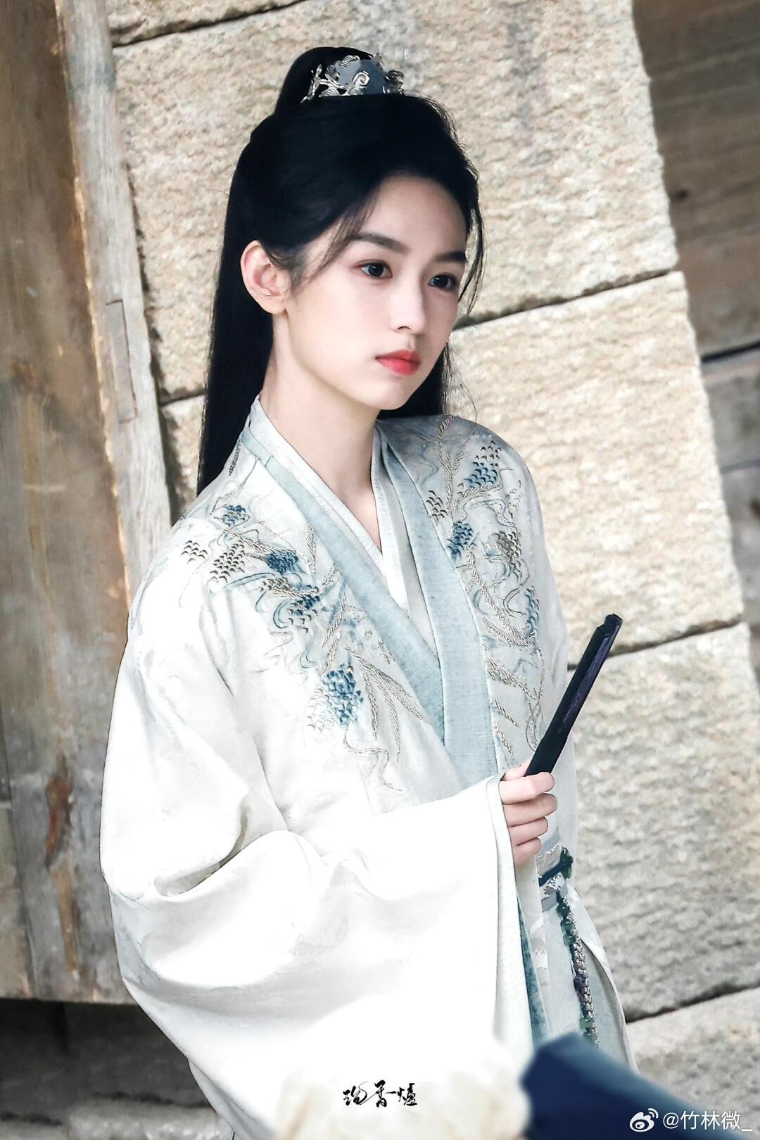 哎呀哎呀我们也子这个萌表面：帅气公子晏私下：可爱小手办🤤大家一定不要错过这个锦