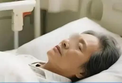 为什么绝大多数国家禁止安乐死？不夸张的说，安乐死一旦被放开，那就是穷人的噩梦……