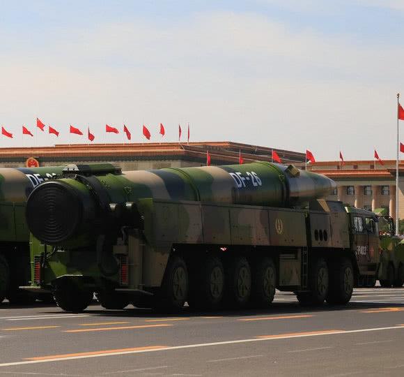 美:你家东风26D有问题啊中:有啥问题啊美:你不觉得你家东风26D射程太远了