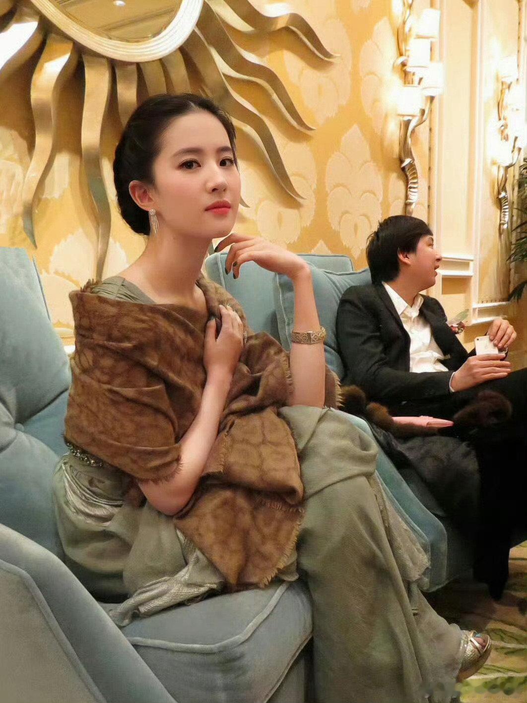 张一鸣那种“清醒克制、终身学习、延迟满足”的长期主义特质，正是字节跳动不断自我超越的不竭动力。#楠叔