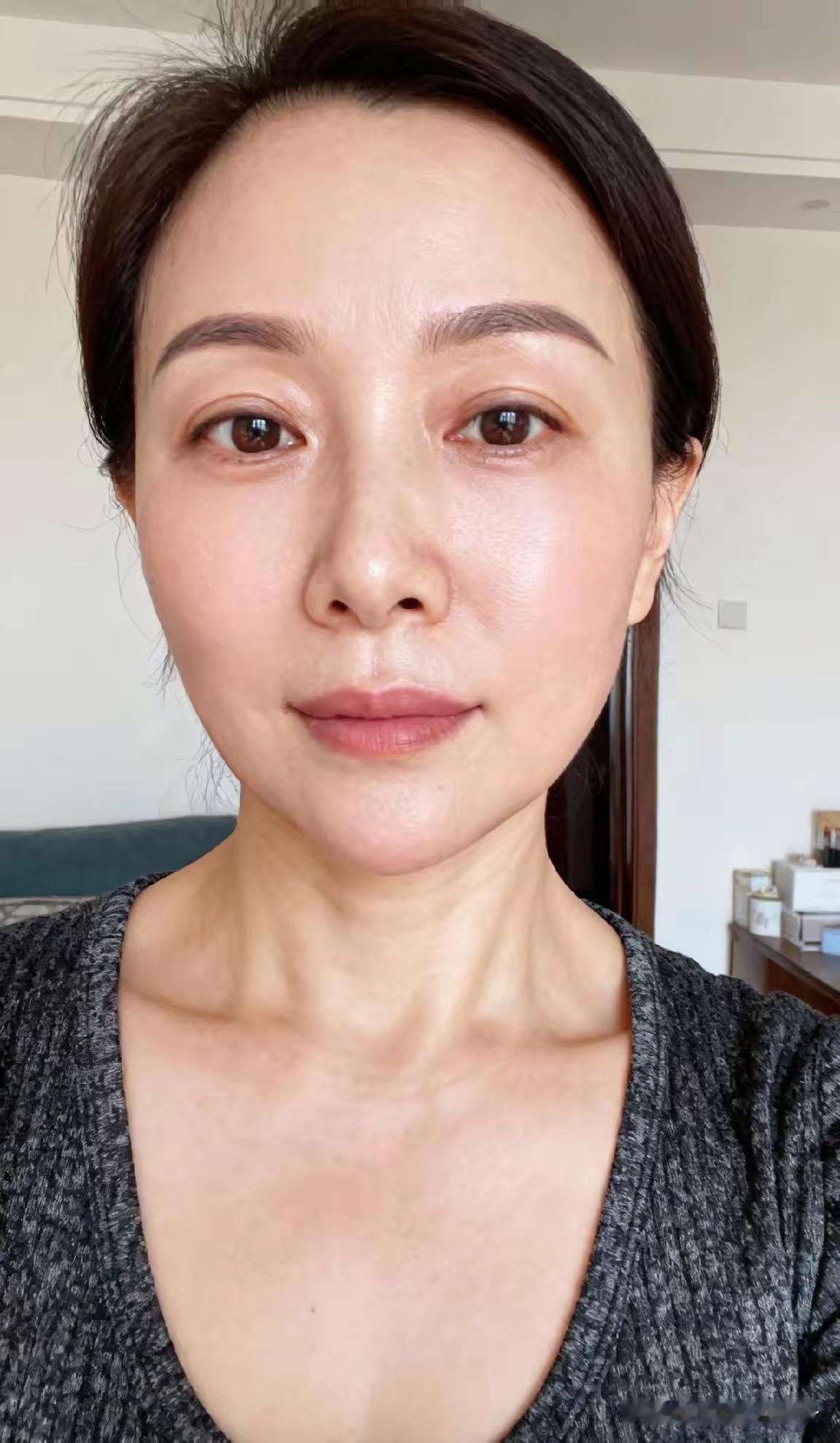 太离谱了吧，我是找不到男人了吗？我是万万没想到，就因为我47岁了，居然有人给我