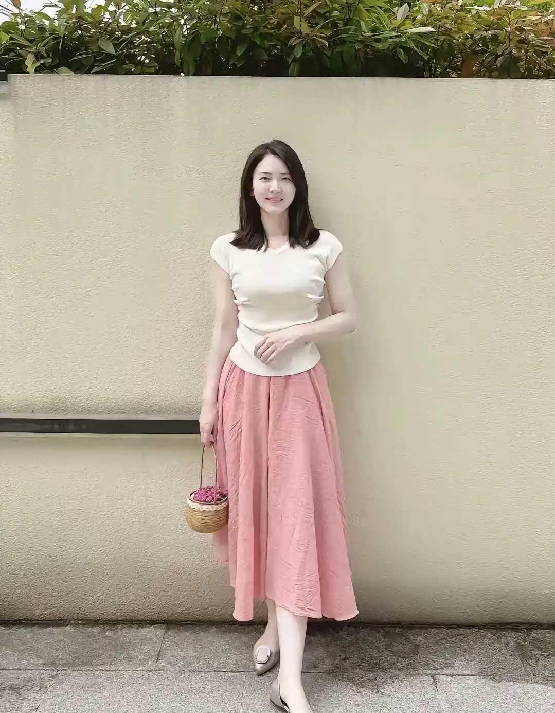 猜猜是小学老师还是中学老师？