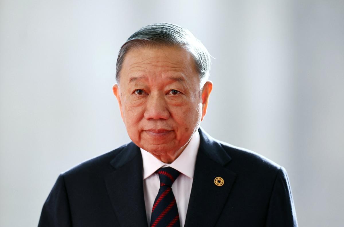 1066亿美元，这是越南今年前8个月对美国赚出的贸易顺差。按理说，这是一个让很