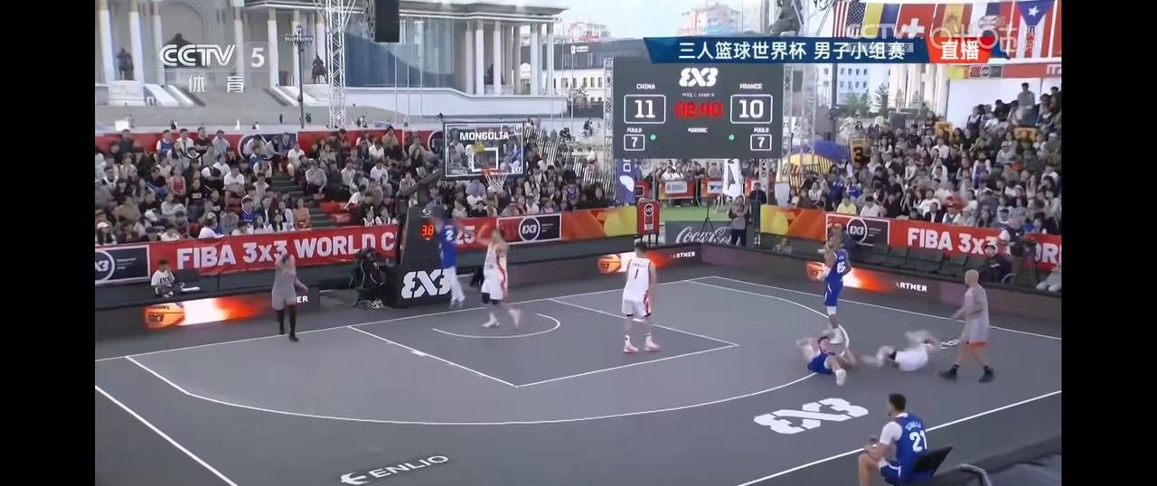 哈哈啊，一场令人窒息的三人篮球赛，中国男篮笑到了最后！2025世界杯小组赛，中