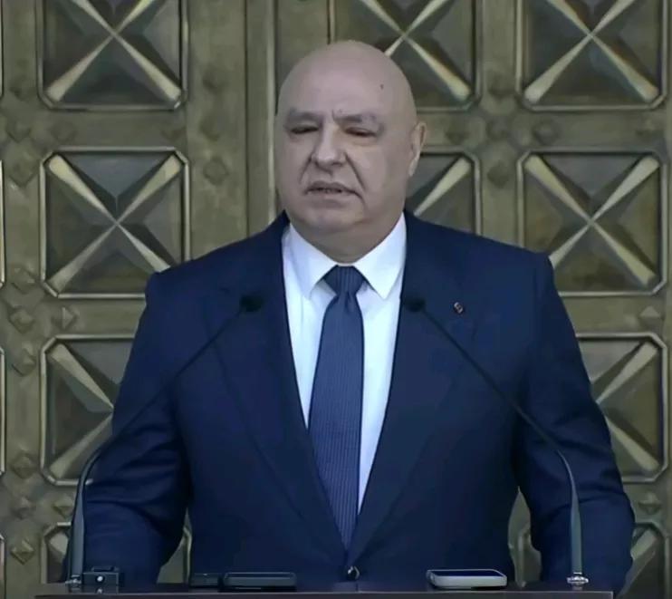 半岛电视台报道，当地时间6日，黎巴嫩总统约瑟夫.奥恩发表全国电视讲话，呼吁以色列