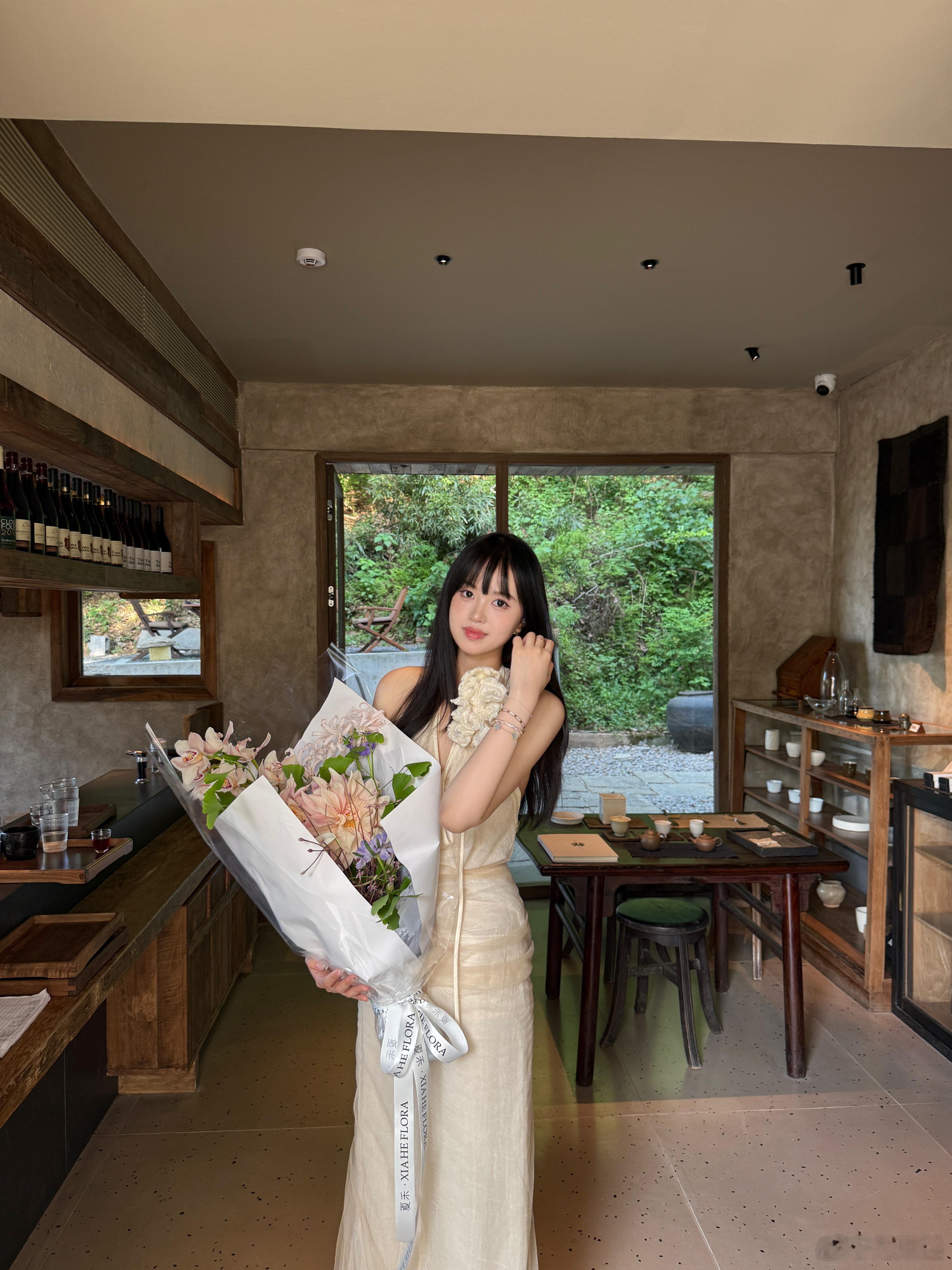 当了这么久美女原来我才24​​​