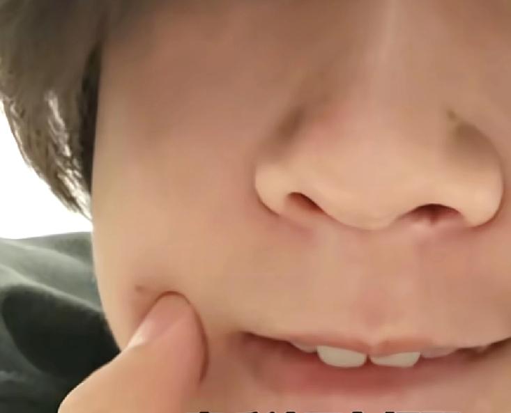 这是多么绝望的一个视频对话一位19岁孩子失踪，可是在失踪前与自己母亲有频电话的