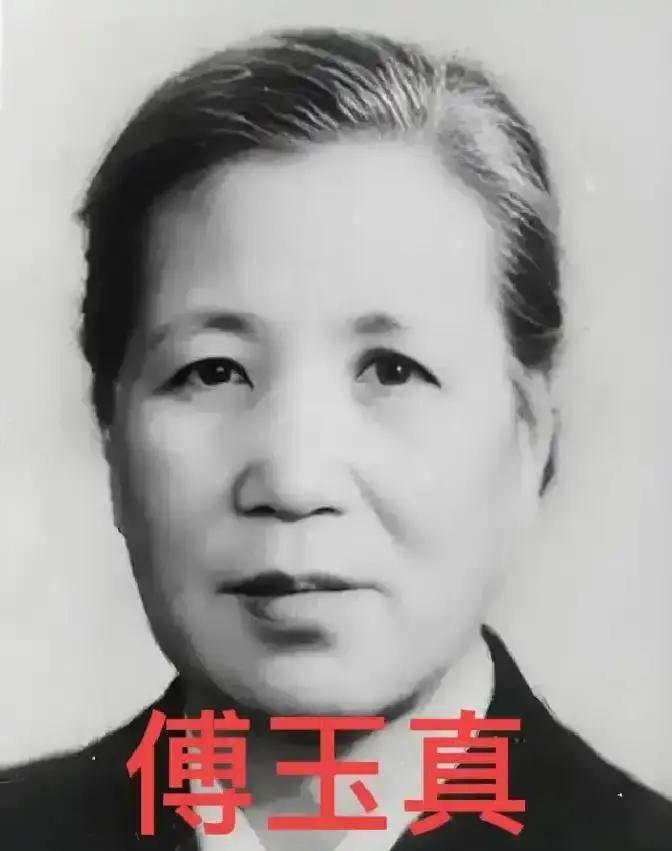 1929年，地下党傅玉真得知新婚丈夫叛变，她痛苦不已，过了几日，还是决定除掉他。