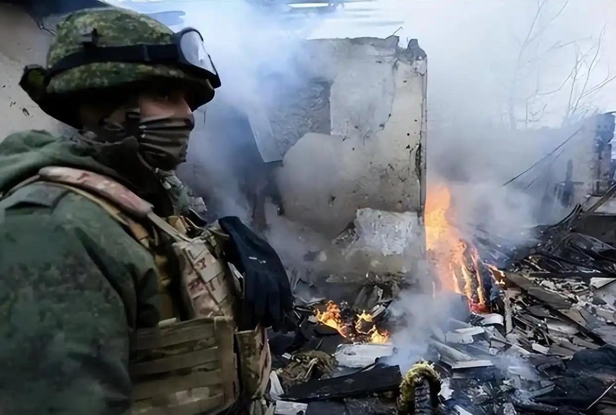 中国已经做出最坏打算，俄罗斯一旦在俄乌冲突中顶不住吃大亏，必须马上启动三件关键的