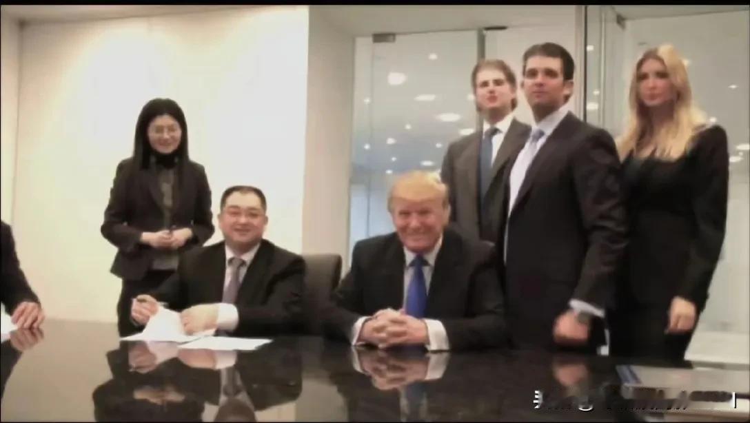 在2008年的时候，特朗普还是一位名不见经传的普通商人，他还没有资格见到许家印。