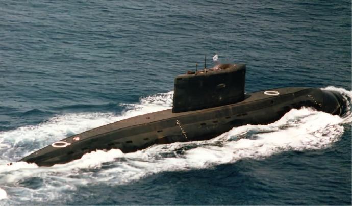 每天认识一件兵器俄罗斯“基洛”级常规潜艇“基洛”级潜艇（KiloClass