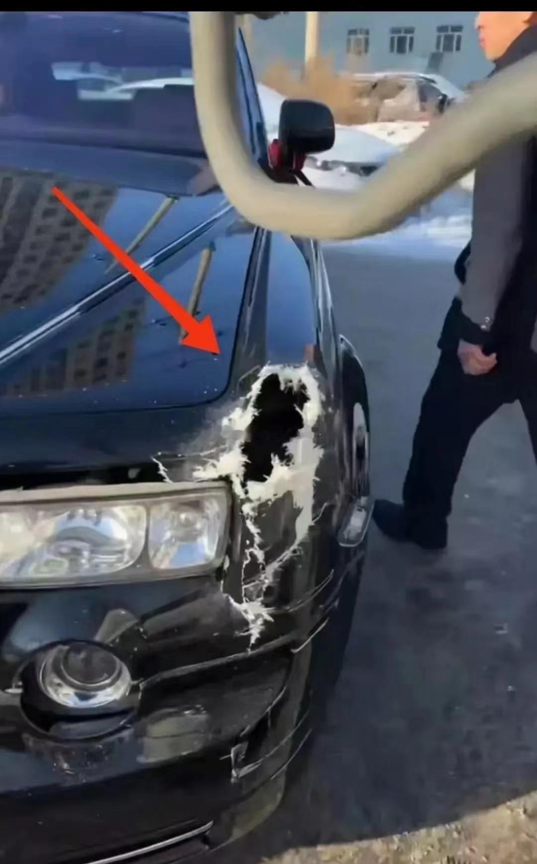劳斯莱斯的钣金这个样儿吗？