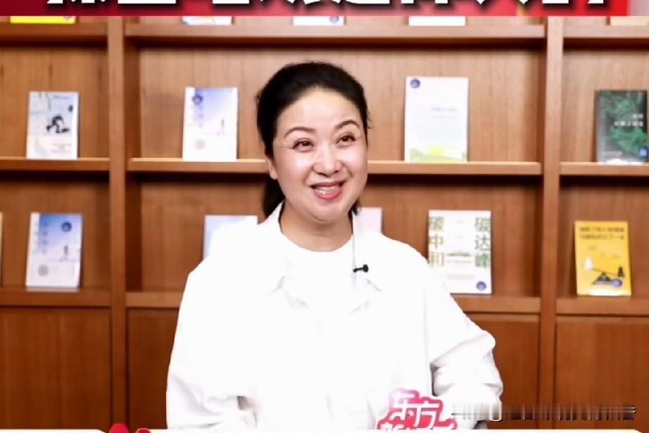 秦腔名家任小蕾在《主角》中担任戏曲指导，还在剧里扮演胖嫂，有一场胖嫂和宋师揉面的
