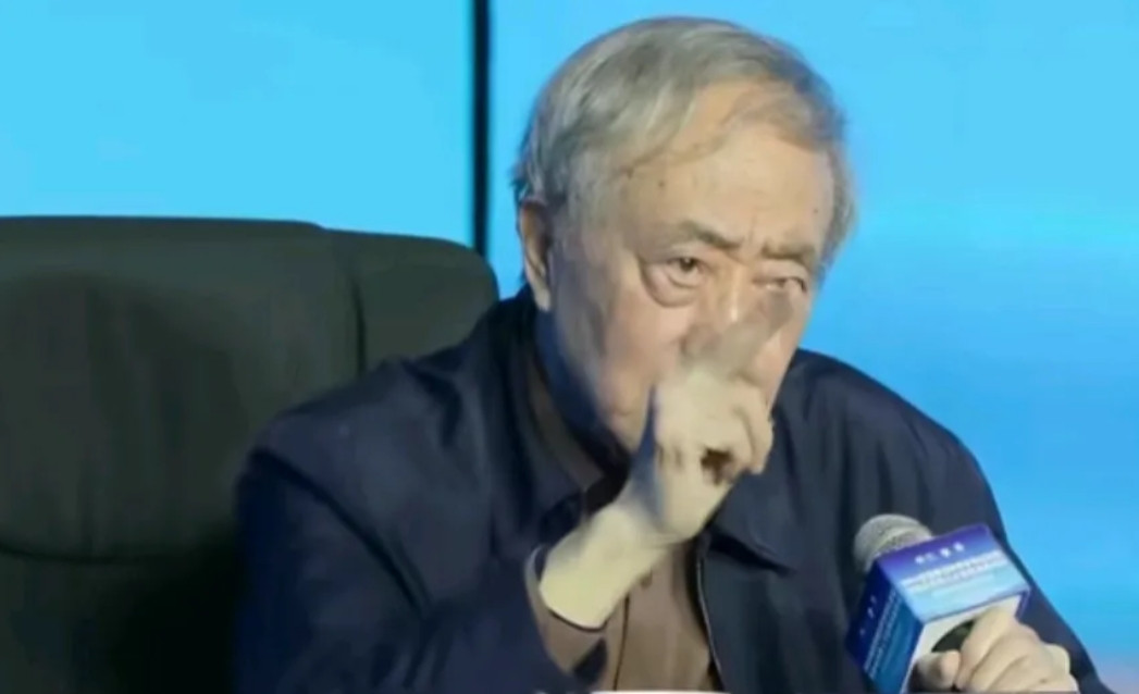 专家讲了：针对温州瑞安的事，当前必须做好两件事：1.必须坚持尊师重道，是中华