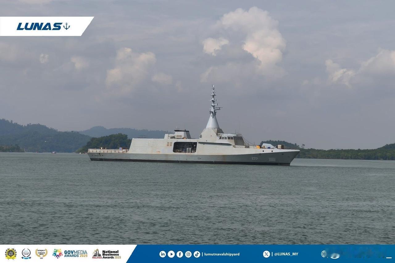 马来西亚自造的马哈拉贾·莱拉号护卫舰“在经历了如此多的磨难、延误和争议”后，终于