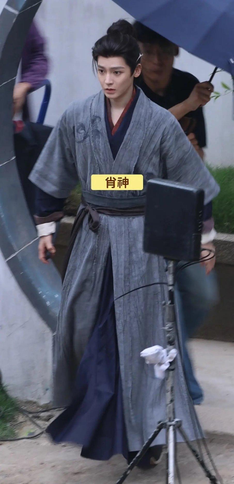 神仙肉虞书欣这造型感觉还是有点土啊配不上侯明昊