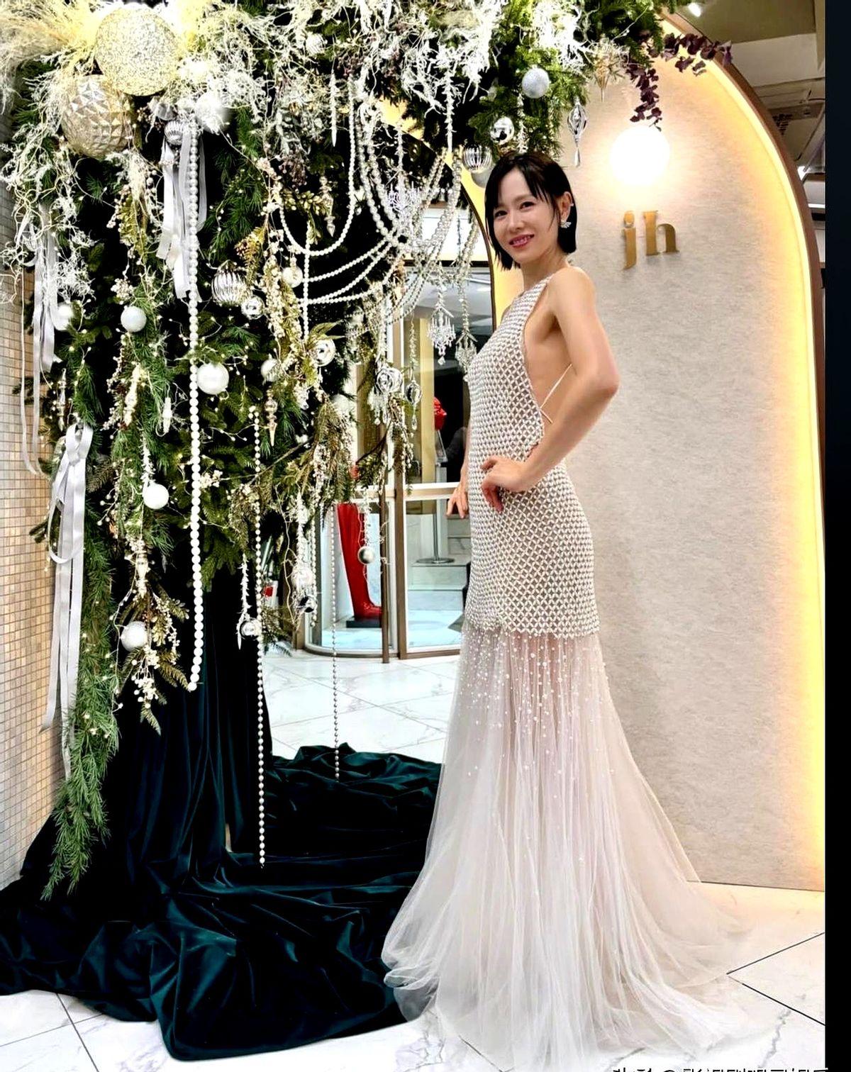 不知道这几天是怎么过去的，感觉飘浮在云层里。孙艺珍这波青龙奖拿得真亮眼啊——