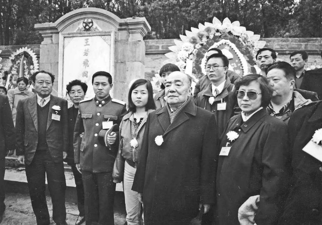 五十年前那架未落地的飞机，终于等来了它的归途
