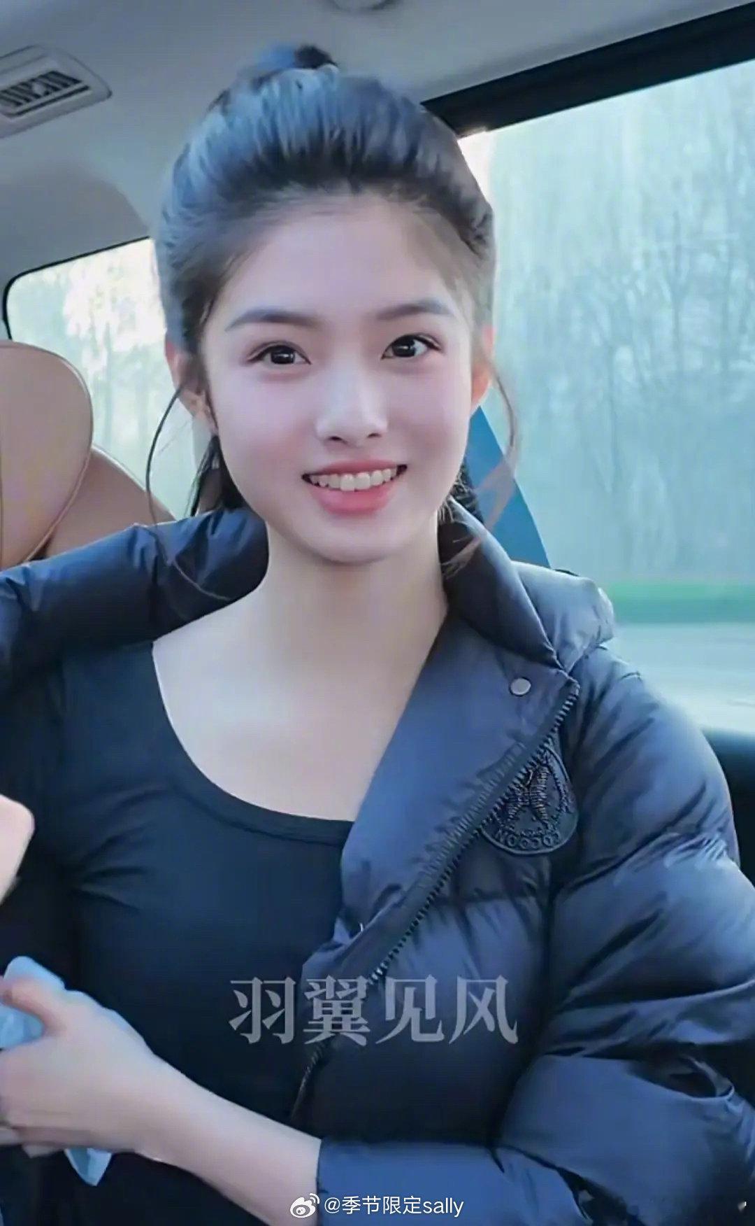 艾米去参加艺考了