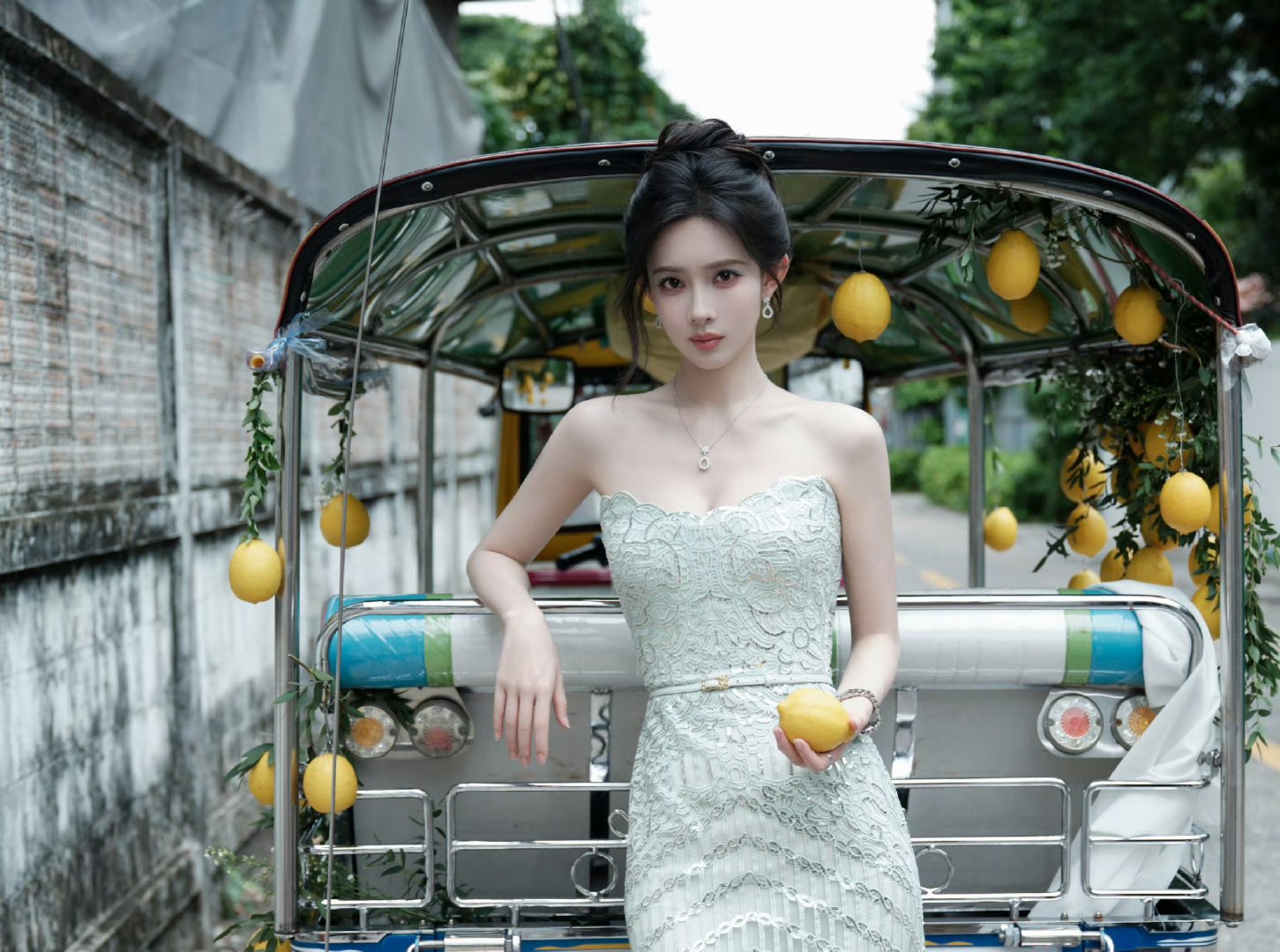 孟子义柠檬捧花照孟子义与柠檬合照和小柠檬双向奔赴啦