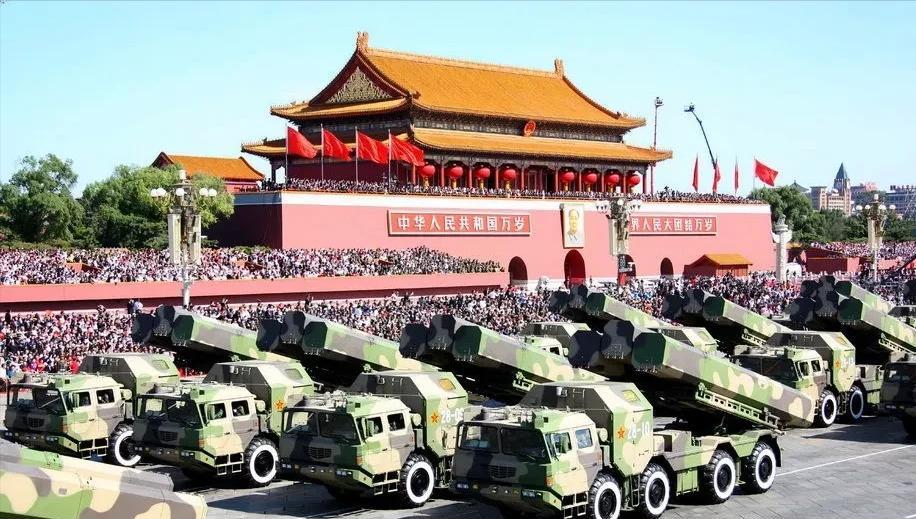 中国和美国或者日本将来必定会有一场战争，原因很简单：一是日本不承认侵略罪行，还妄