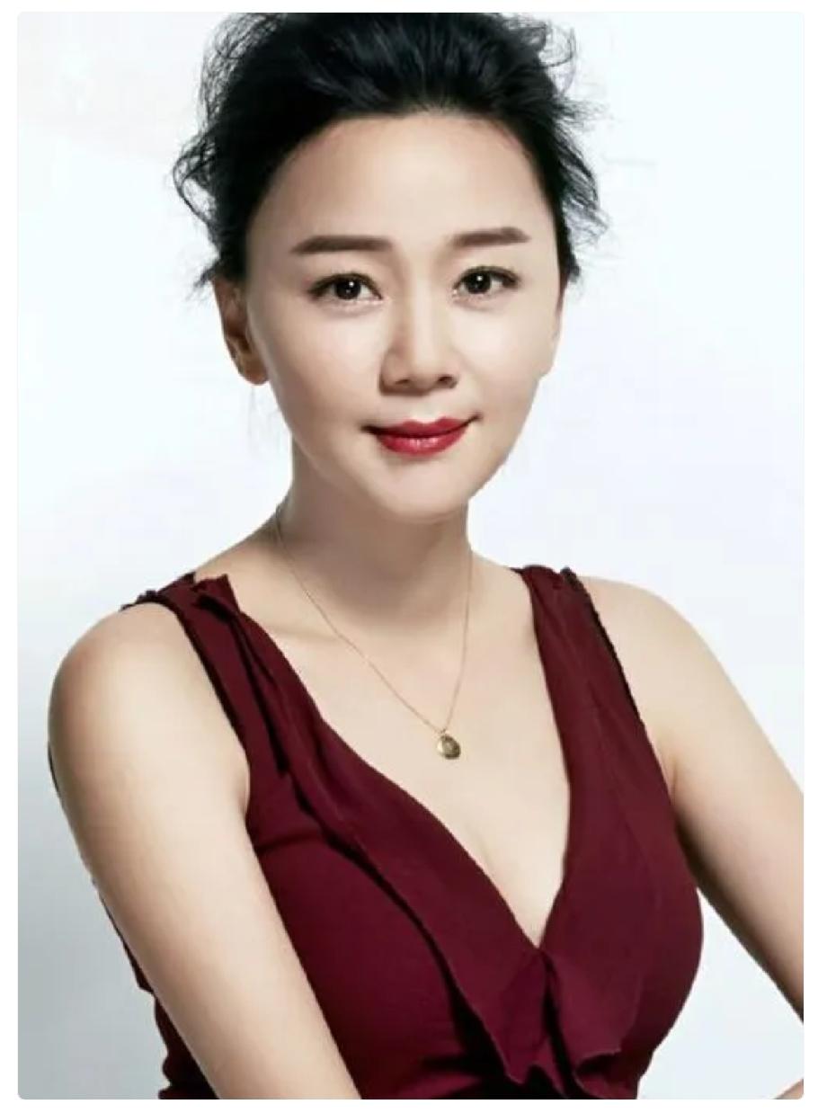 大家都知道黄晓明考上博士了却不知道高鑫老婆王一楠也考上了，她的女儿今年也参加