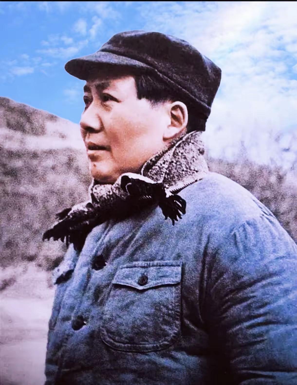 1938年，毛主席写《论持久战》，一连写到第七天。仍不肯休息。警卫员怕毛主席冻