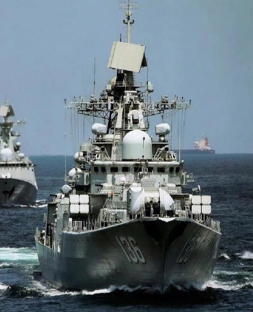 二十年前，叫人家航母杀手，现在新人胜旧人，叫人家136号！这一堆晾衣架