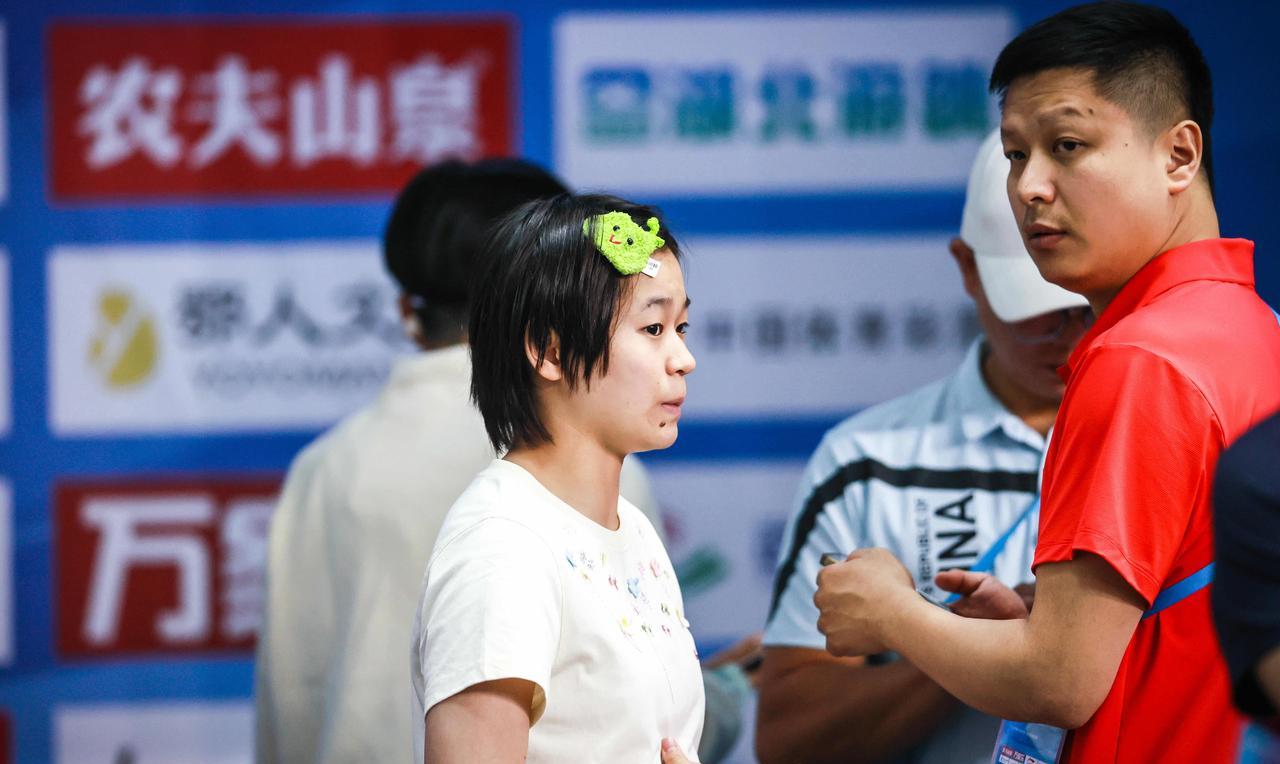 18岁全红婵退赛真相曝光，国家队为何力保她？？如今，18岁的全红婵正面临职业生涯