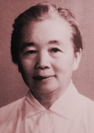1937年，西路军政治部组织部长张琴秋被俘。马家军旅长韩起功审问她：“你是不是张