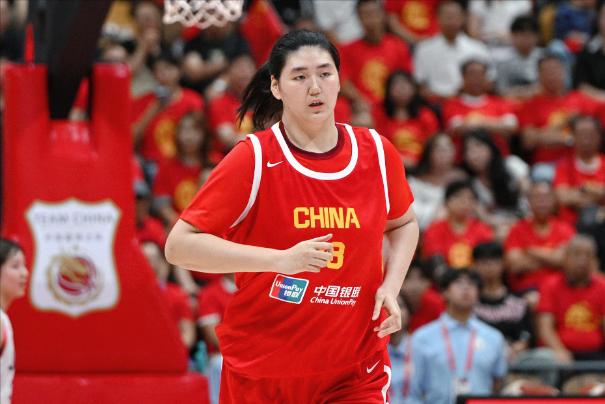 张子宇签了！我们终于可以在WCBA，经常可以看张子宇的比赛了。山东女篮为了防