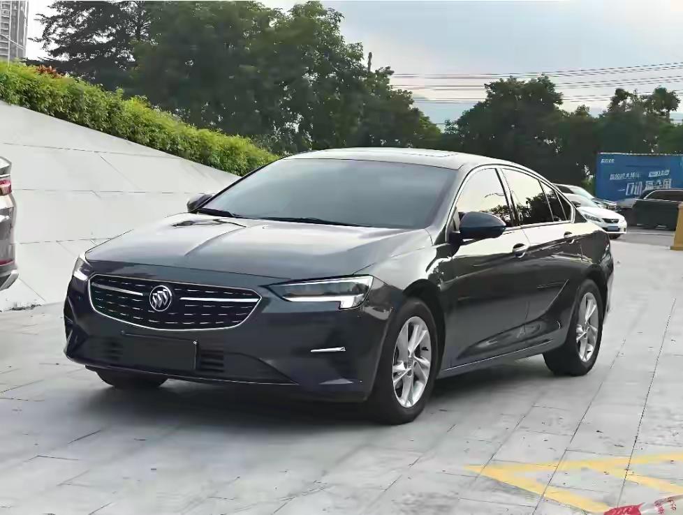 老莫干二手车七八年了，见过最惨的买家，图便宜花2万买了台DS5，结果修车又砸进去
