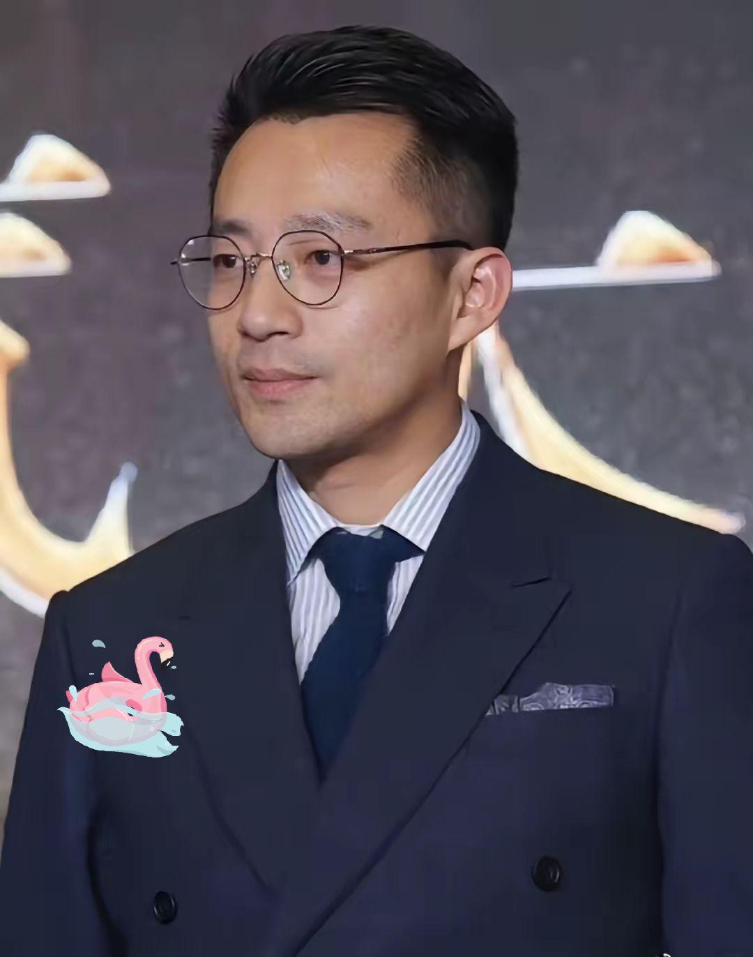 汪小菲放大招了！直接晒出长达六页的判决书，这是与大S关于抚养孩子的判决书，真相