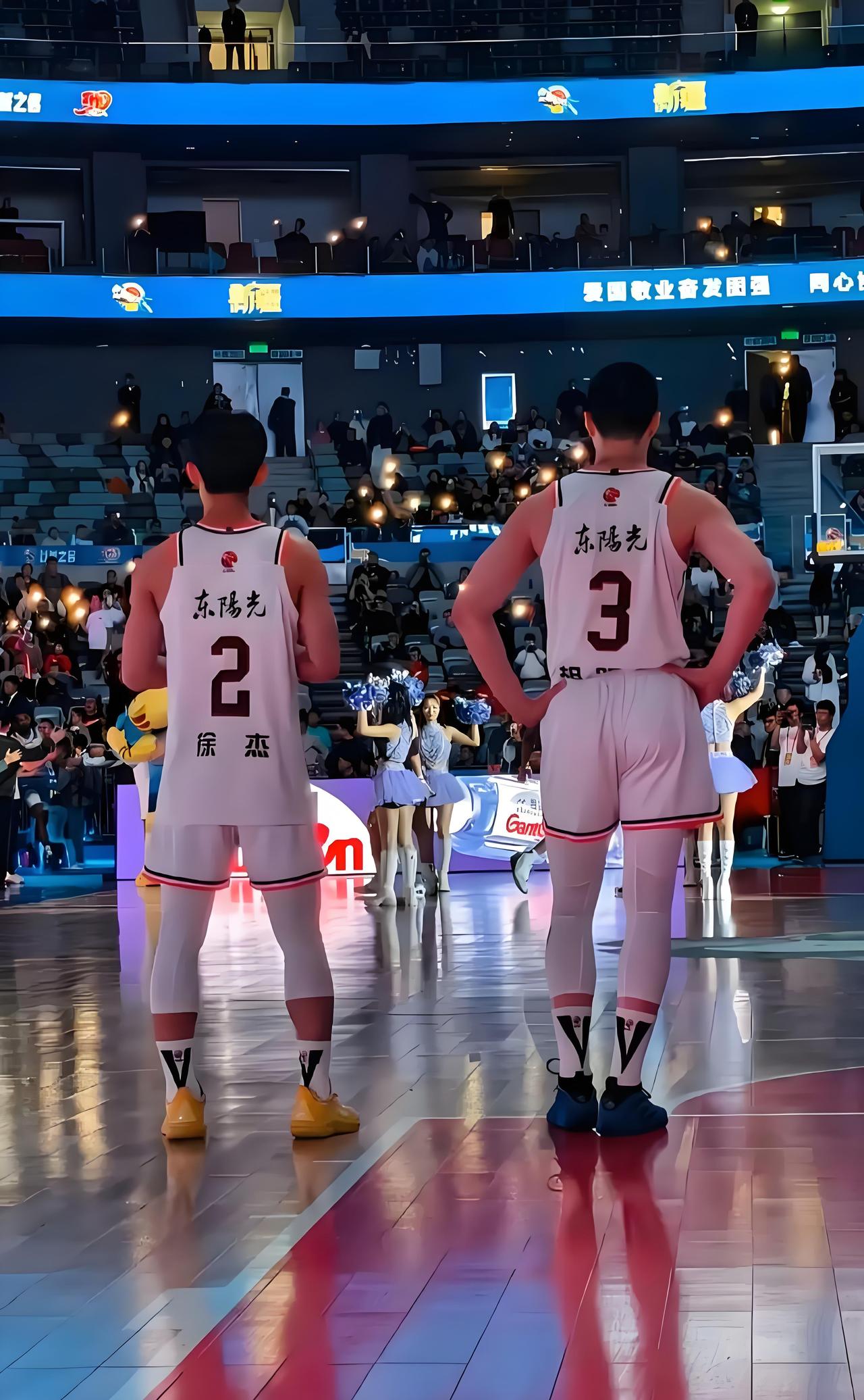 广东宏远最近比赛，阵容令人担忧，是否会出现后继无人的情况已经确定是张文逸和杜润旺