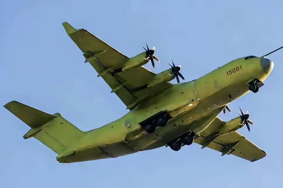 中国急需的中型运输机运-30，整体达到了世界先进水平外界普遍把陕飞正在试飞的