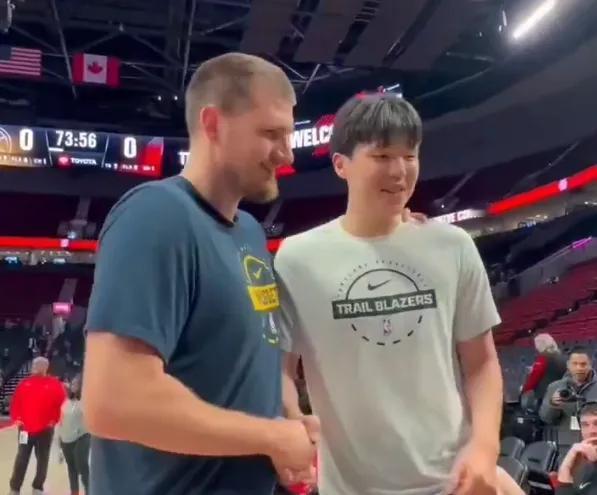 杨瀚森是不是有点飘啊，是不是感觉未来是他的？不是我泼冷水，人家约基奇压根不是真的