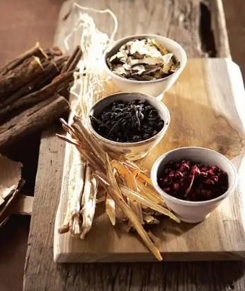 为何过度耗损会影响肾功能？这些原因和应对方法要知道对于男同志而