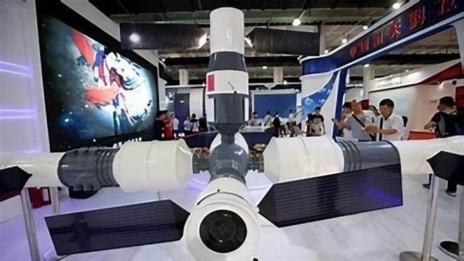 为什么大家都不提中国空间站了？没脸提，跟国际空间站差距太大。说白了，现在不提中国