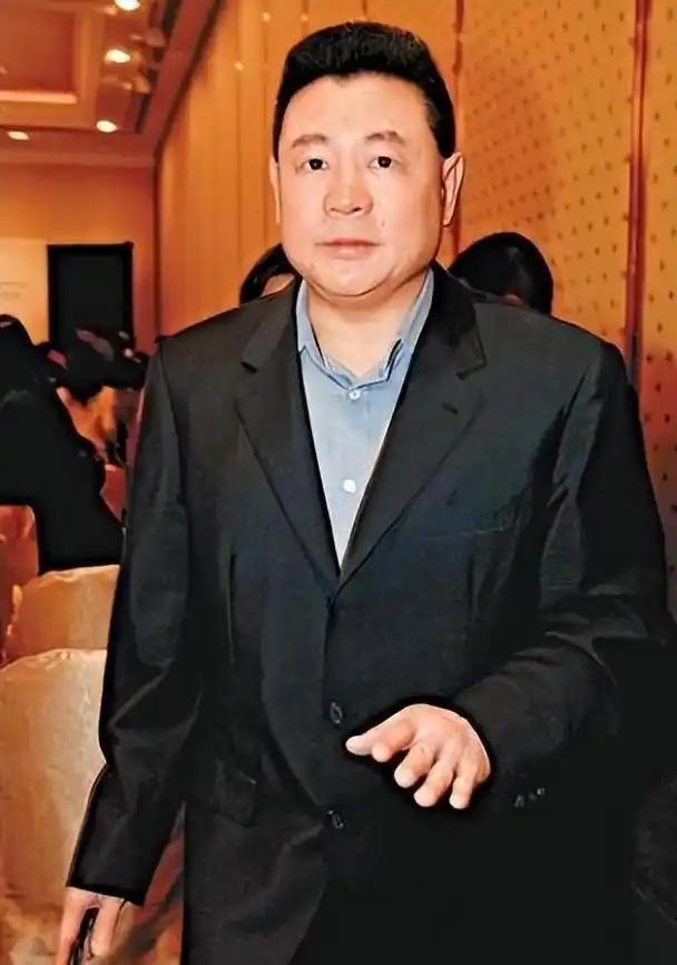 婚恋专家说过一段很扎心的话："现在大家不乐意结婚，原因很简单。男的不缺性，女的
