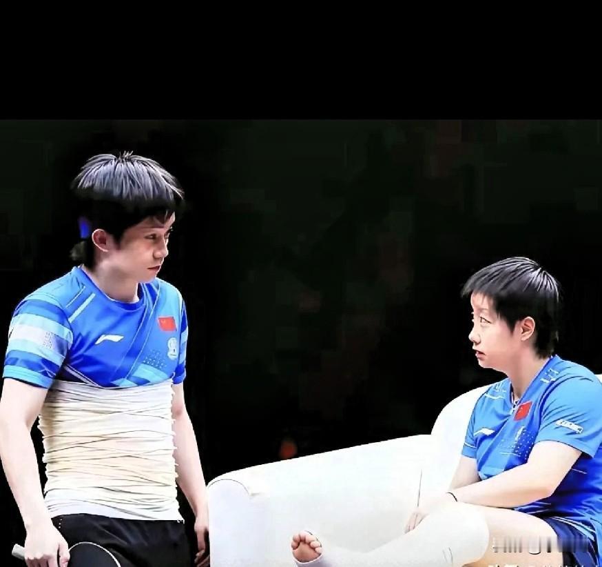 “我不敢回家！”“我也不敢回家！”莎莎和大头同时说。“为什么不敢回家？”