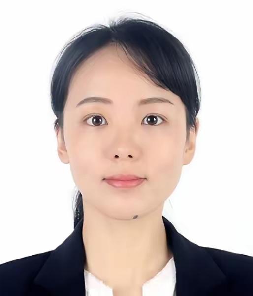 李晟曼，1994年出生，湖南大学博士生导师。26岁博士毕业、同年入职985高校直